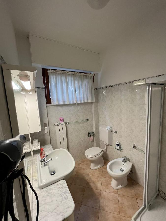 Casa Alexander Apartment Marina di Massa Ngoại thất bức ảnh